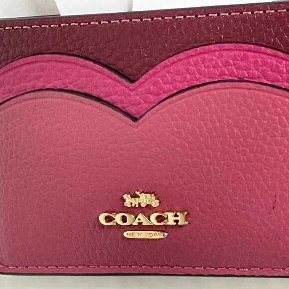 Coach Scalloped Heart Card Case Red Pebbled Leather CU138 Slim Wallet - Picture 4 of 5